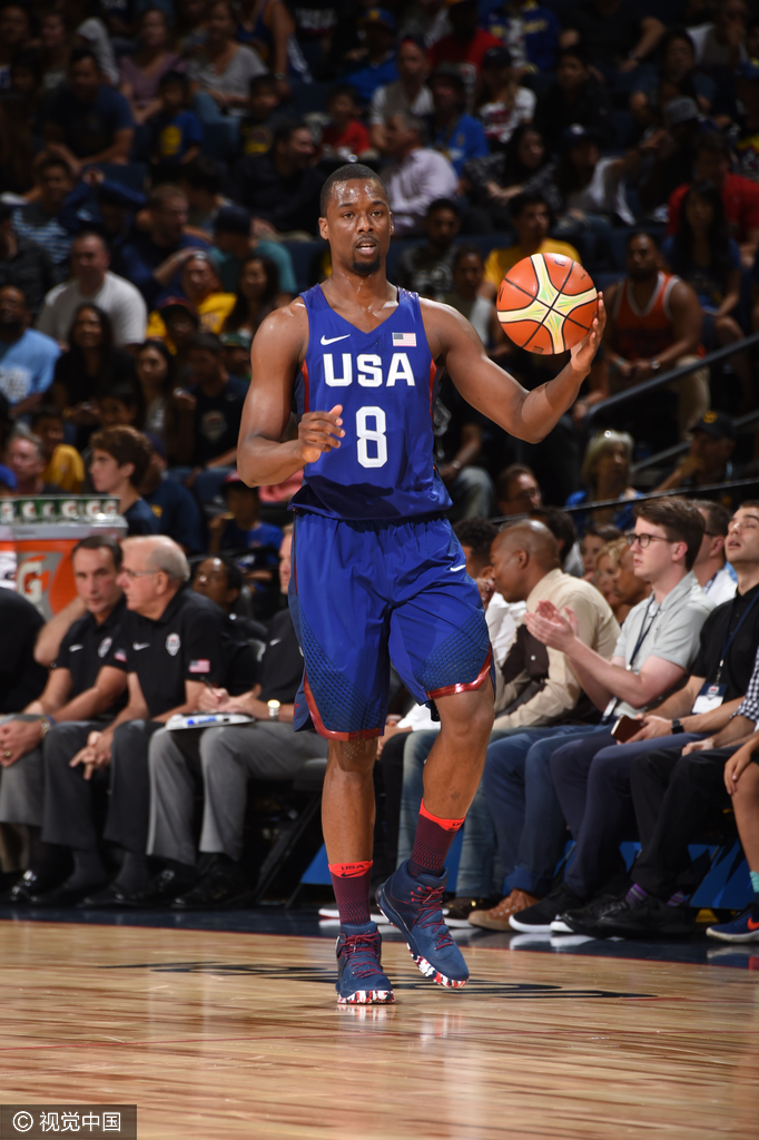 包含日本男篮绝地反击菲律宾男篮，巴恩斯关键制胜的词条