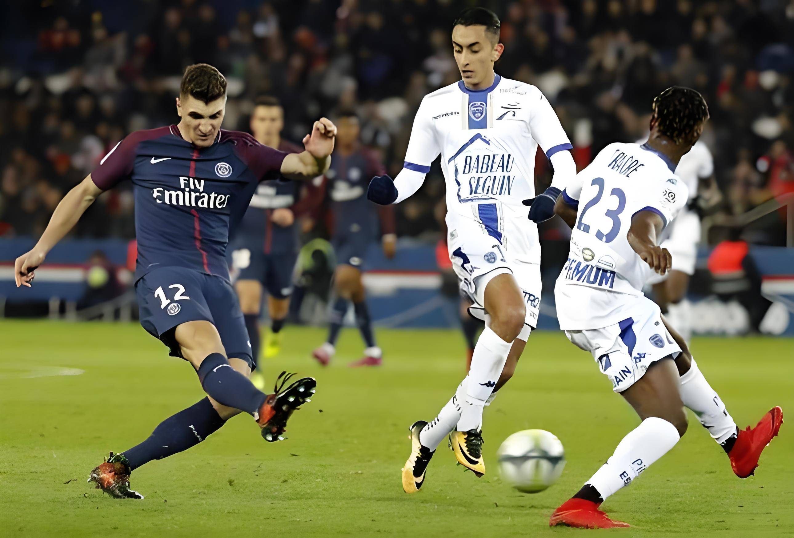 亚眠客场大胜梅斯，取得主场连胜的简单介绍