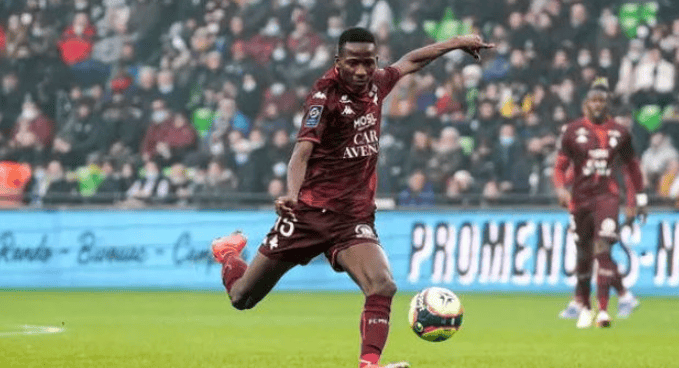 PG电子官方-亚眠遭遇客场失利，面临挑战的简单介绍