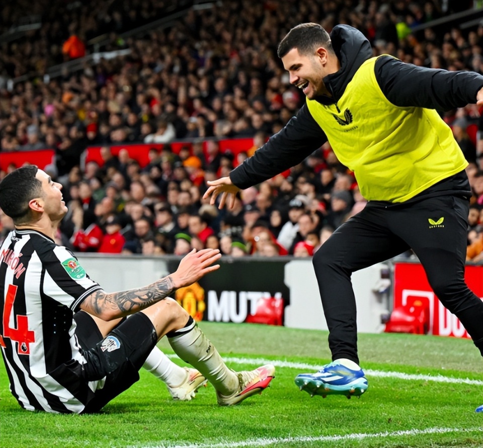 关于曼联惨败曼城，憾失晋级机会的信息