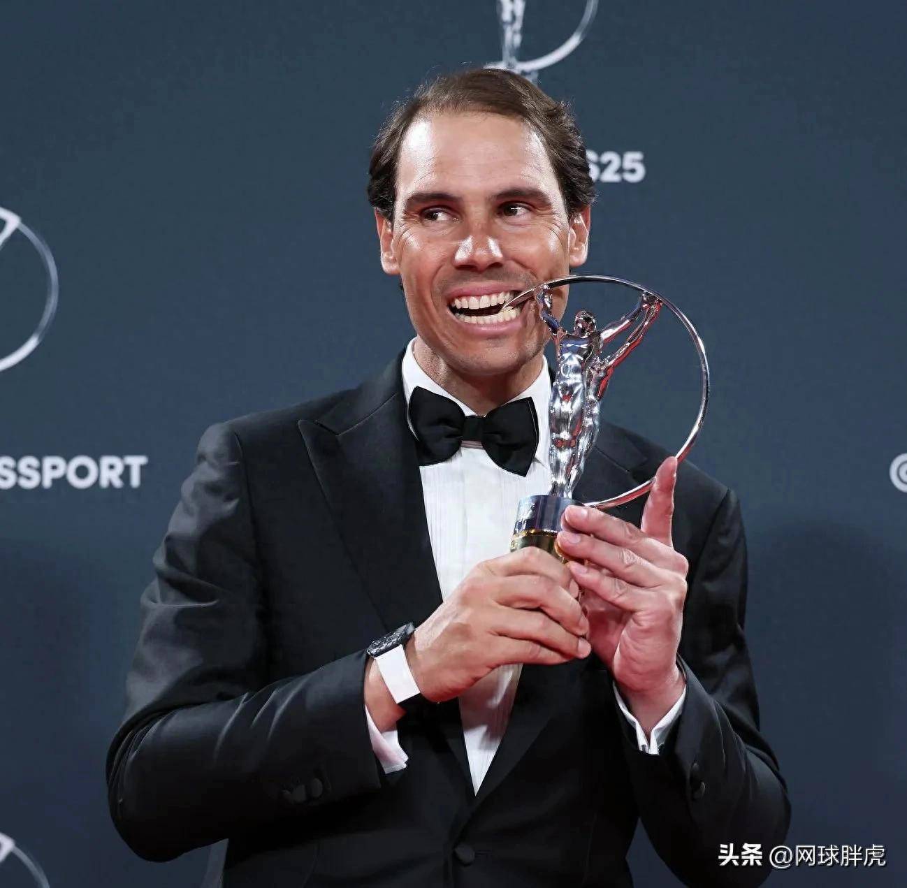 法网逆转戴维斯杯，纳达尔统治全场