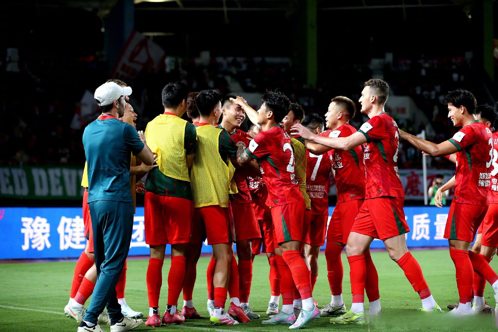 PG电子官方-中国足球赛况新鲜出炉，俱乐部备战状态火爆的简单介绍