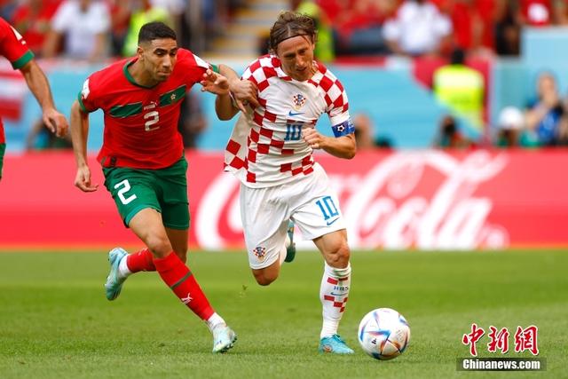 波兰绝杀比利时，阿什拉夫统治全场的简单介绍