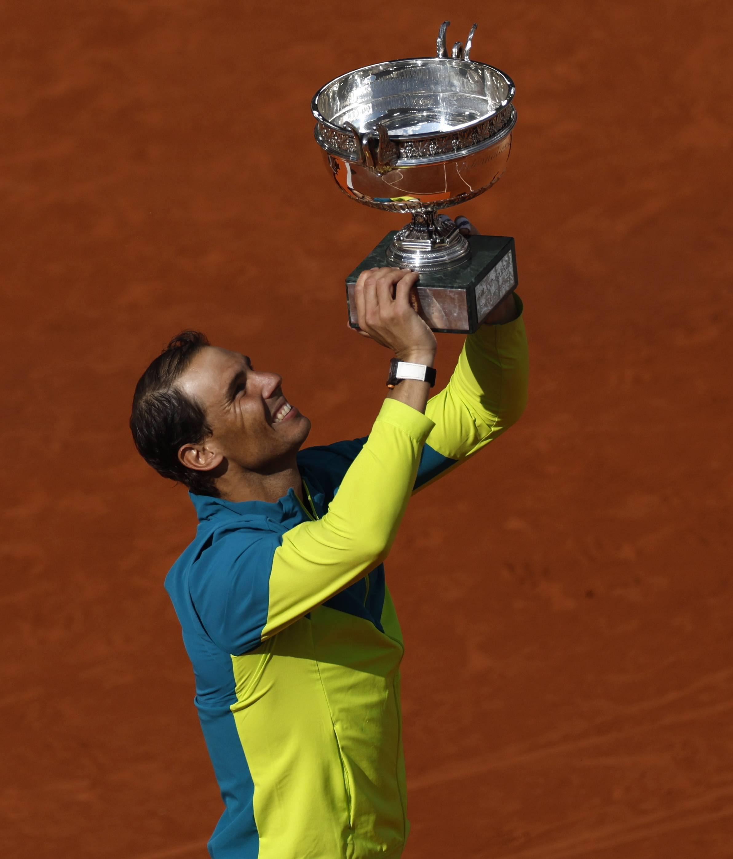 包含法网轻取美网,纳达尔刷新纪录的词条 包含法网轻取美网,纳达尔刷新纪录的词条